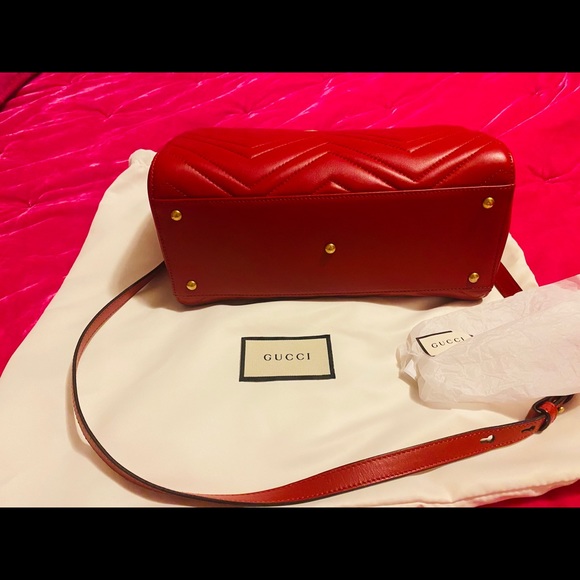 GG Marmont small red tote bag - Picture 7 of 10